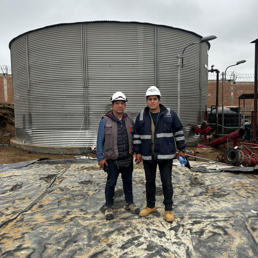 Tanque asutraliano con ingeniero