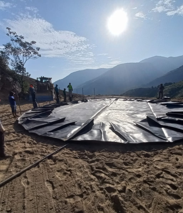 inicio del instalación de geotanque